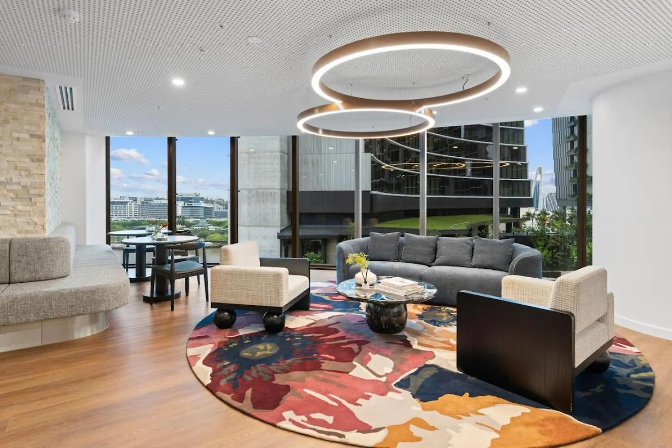 1 Bedroom Apartment In Queens Wharf Brisbane Australia