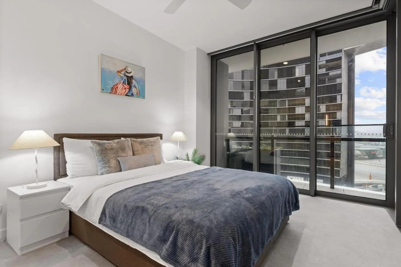 1 Bedroom Apartment In Queens Wharf Brisbane 0*,