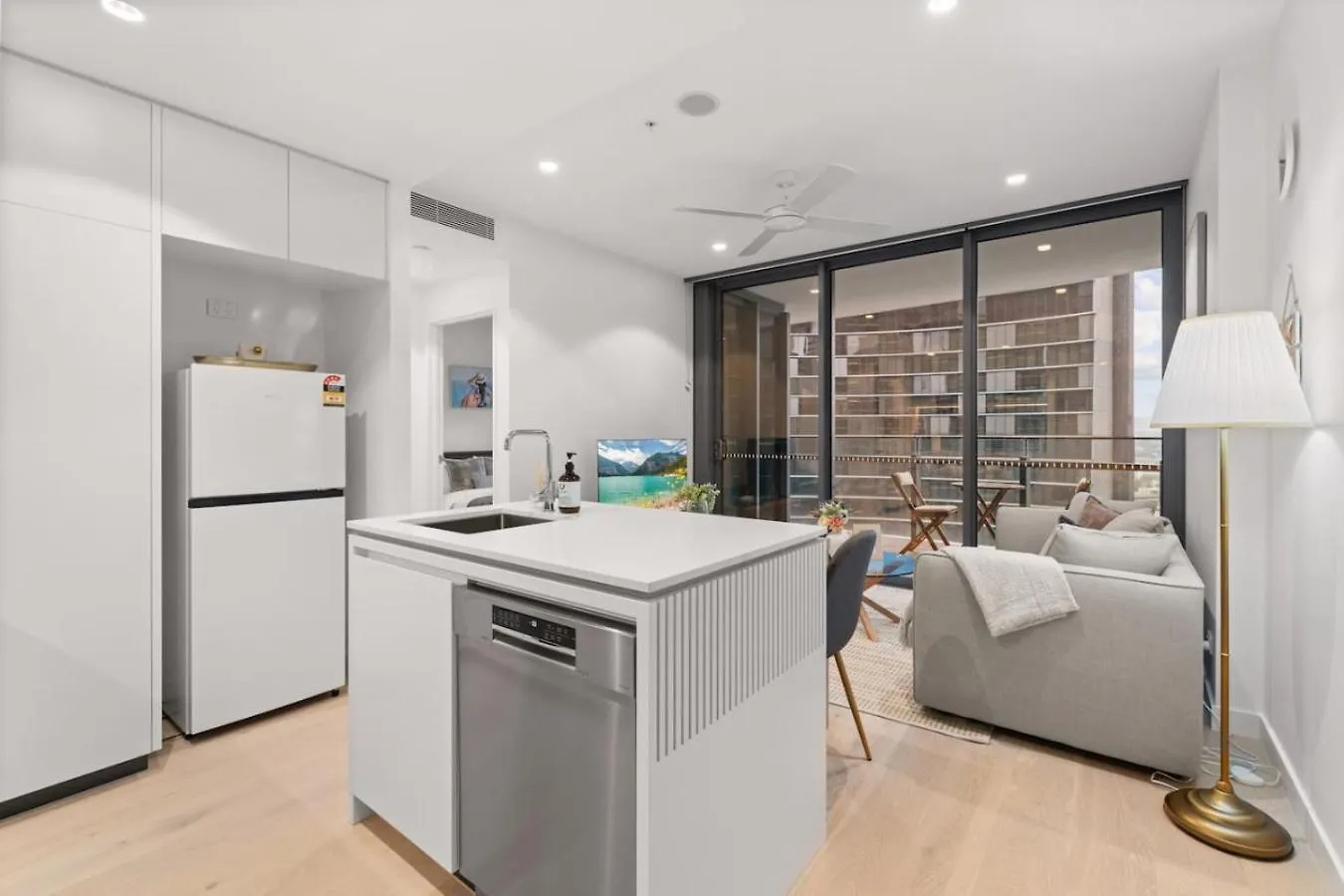 1 Bedroom Apartment In Queens Wharf Brisbane